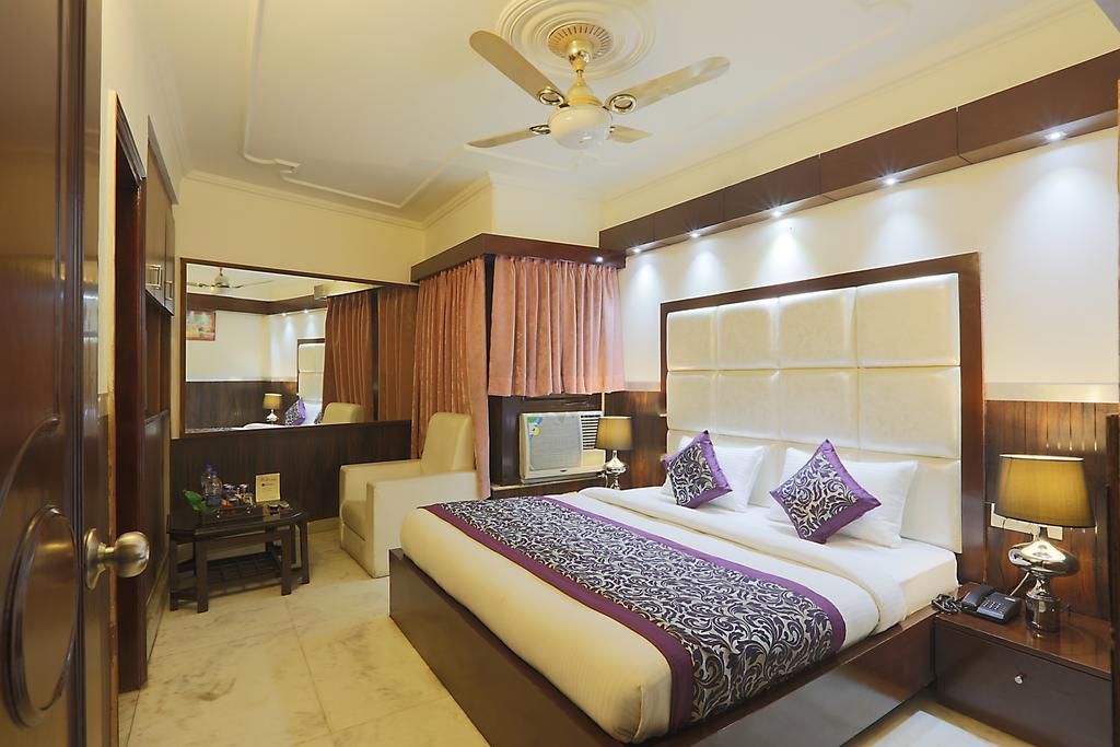 Hotel International Inn - Near Delhi Airport Új-Delhi Kültér fotó