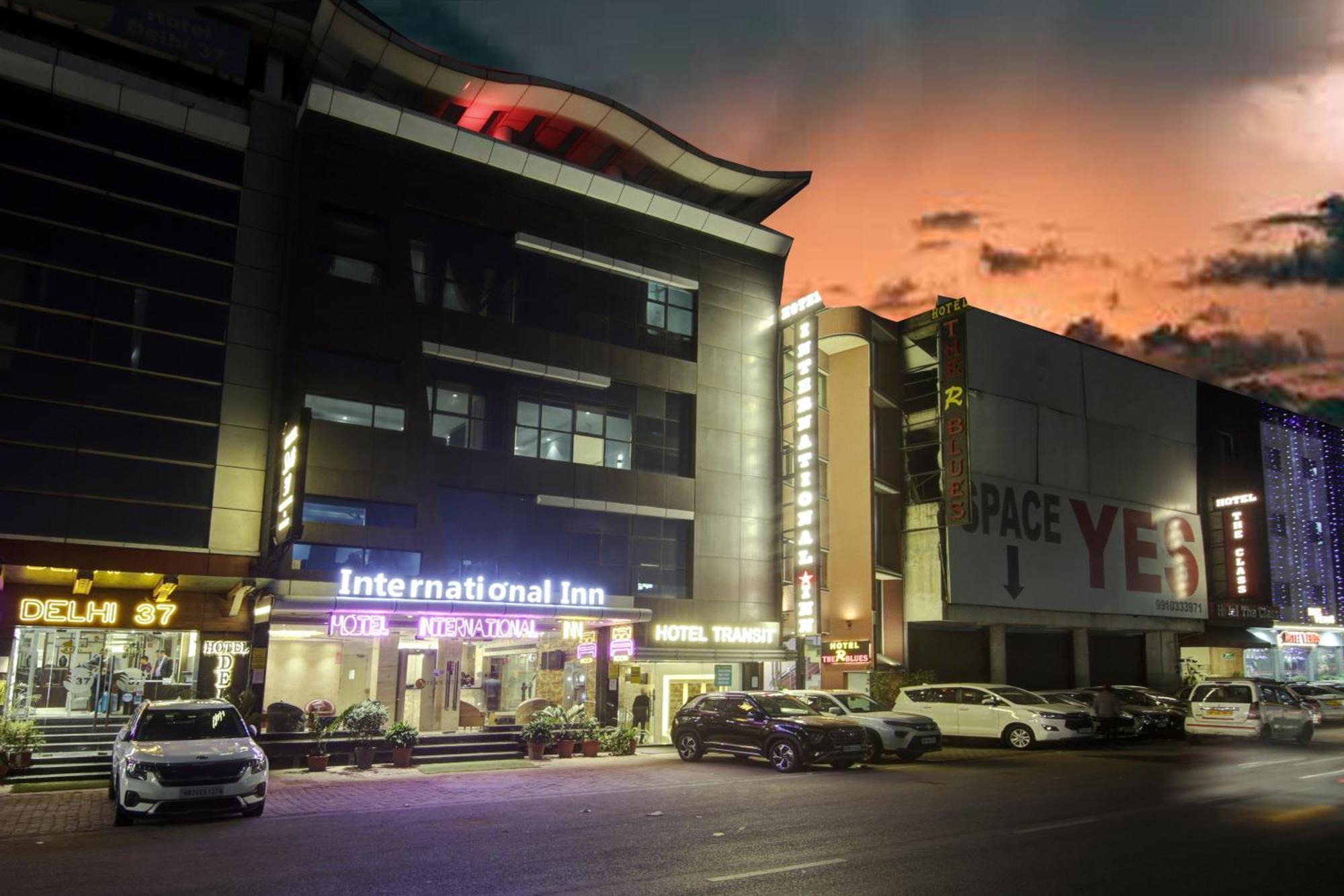 Hotel International Inn - Near Delhi Airport Új-Delhi Kültér fotó