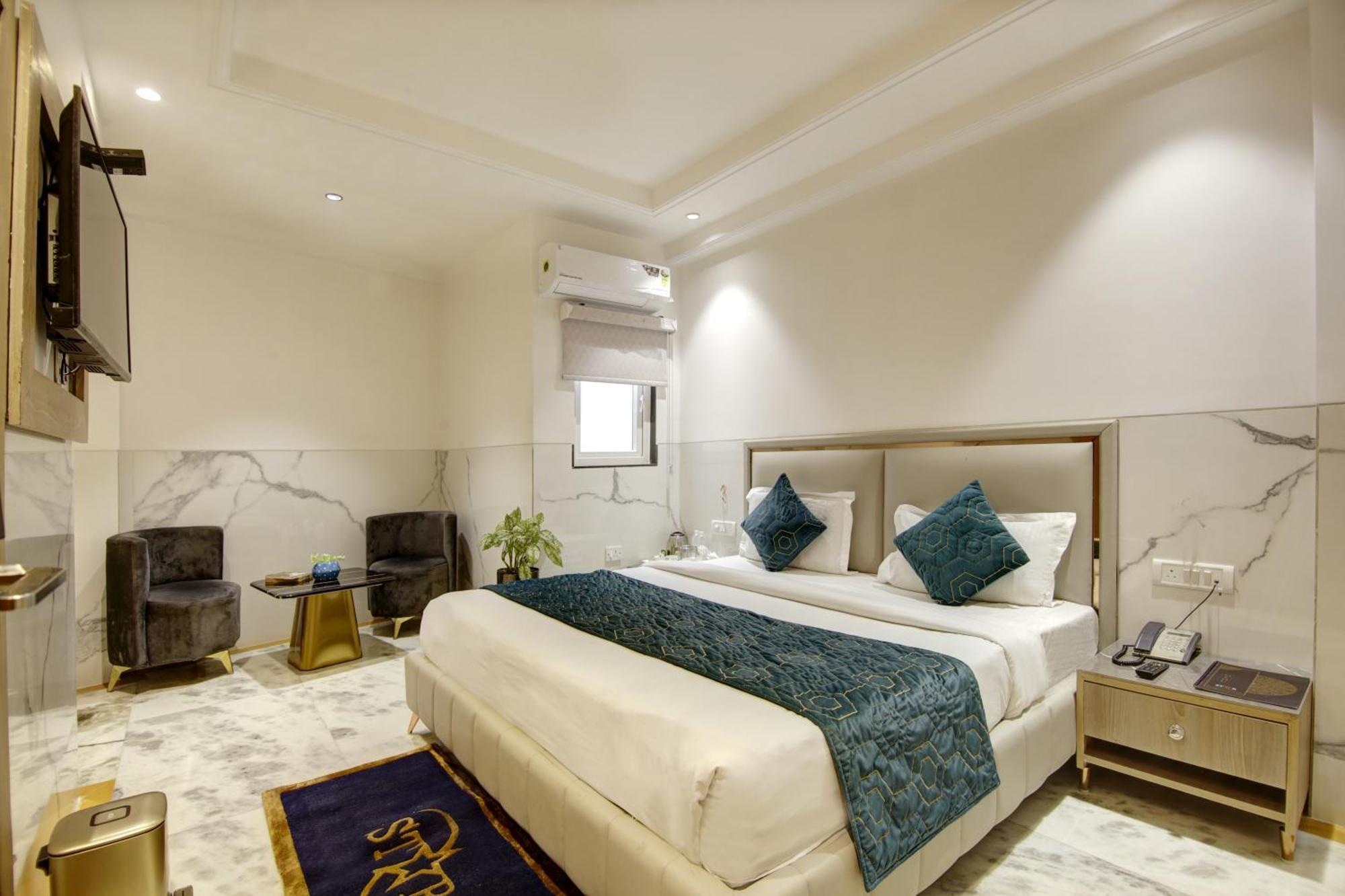 Hotel International Inn - Near Delhi Airport Új-Delhi Kültér fotó