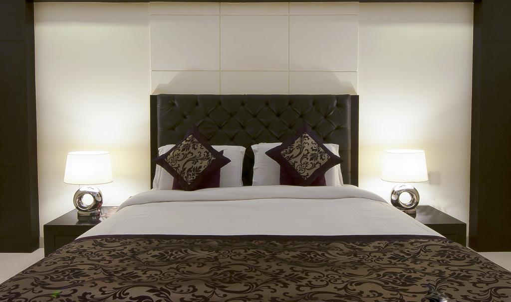Hotel International Inn - Near Delhi Airport Új-Delhi Kültér fotó